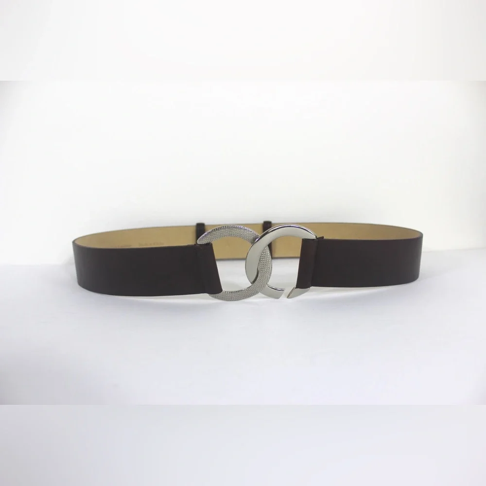 Adjustable Ellen Tracy Italian Leather Belt with Silver Buckle up to 37” - Picture 2 of 7